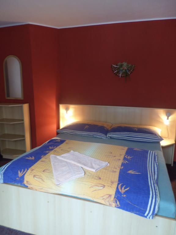 Penzion V Budech Křivoklát Kamer foto